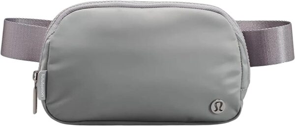 Lululemon Athletica Everywhere Belt Bag 1L (Silver Drop)